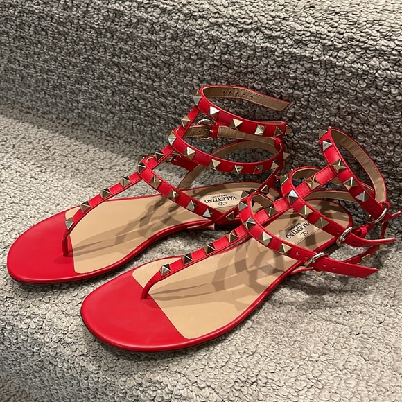 Valentino Rockstud Caged Leather Ankle Strap Sandal size 37,
NWT - Picture 3 of 8